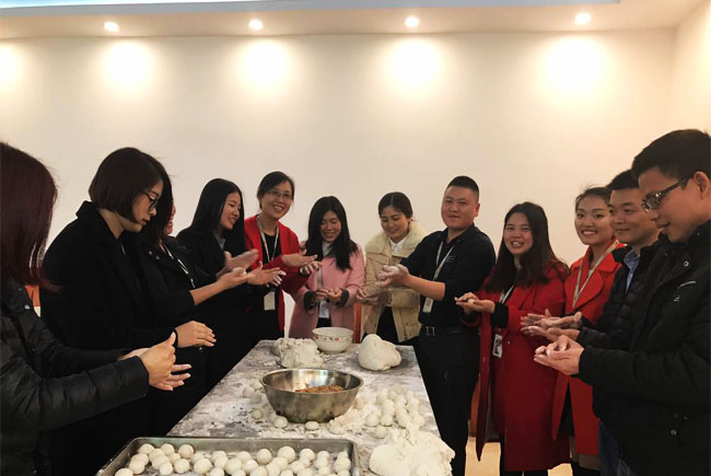 mile米乐集团一家人其乐融融