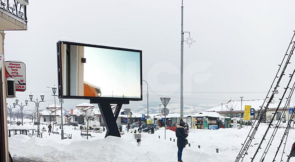 mile米乐集团户外全彩LED显示屏进驻塞尔维亚克拉多沃.jpg mile米乐集团户外全彩LED显示屏进驻塞尔维亚克拉多沃.jpg